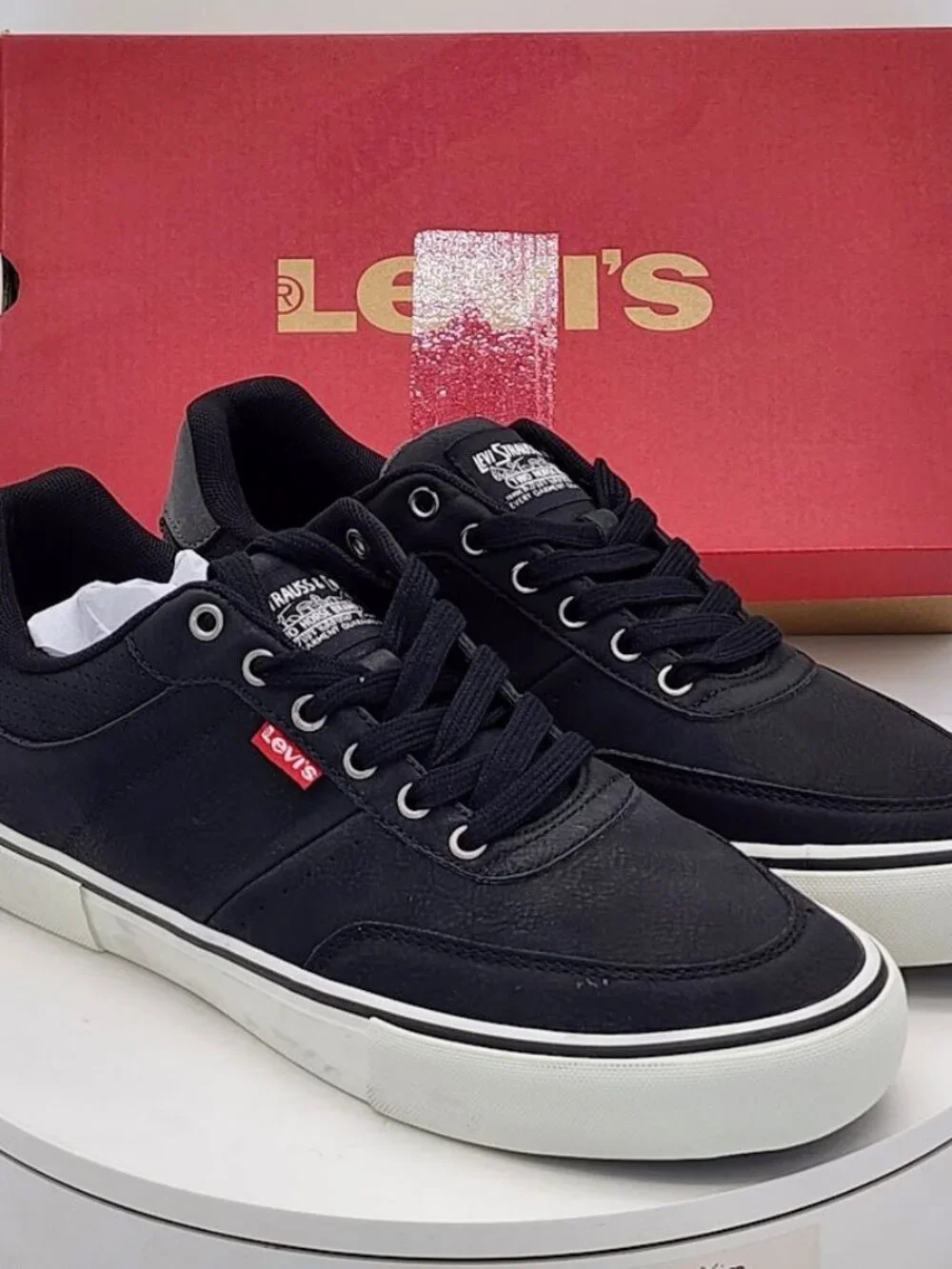 Levi’s Munro UL Black Charcoal Lace-Up Sneakers Men’s Size 8.5 New